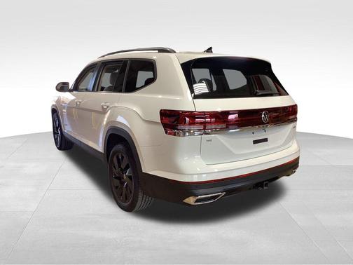 2025 Volkswagen Atlas 2.0T SE w/Technology 4MOTION