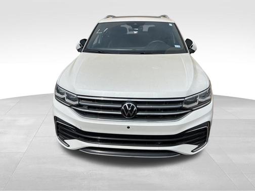 2024 Volkswagen Tiguan 2.0T SEL R-Line 4MOTION