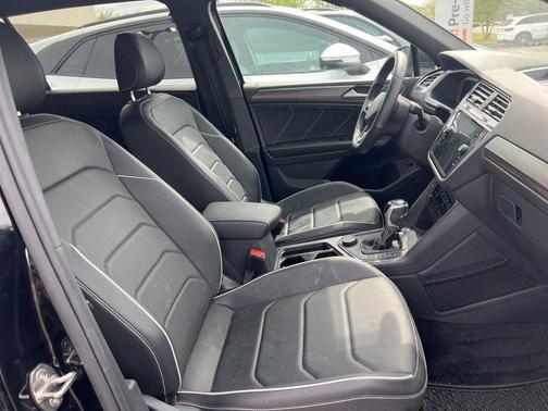 2022 Volkswagen Tiguan 2.0T SEL R-Line 4MOTION