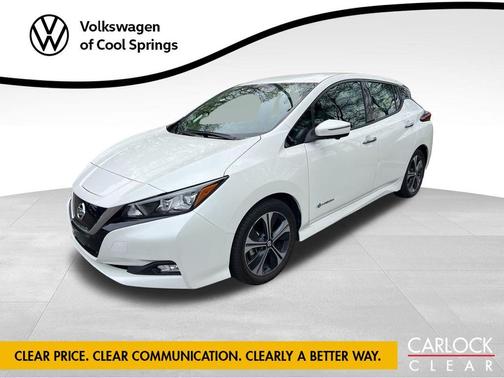 Pearl White 2018 Nissan Leaf SL