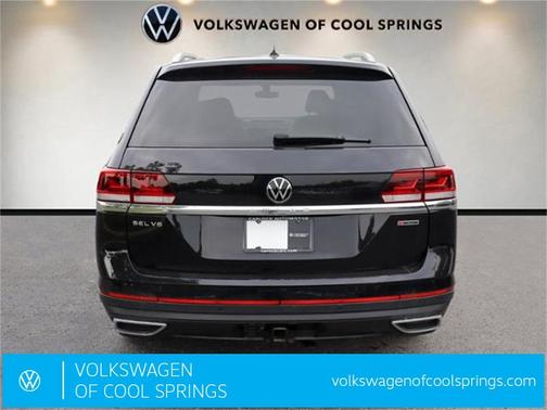 Photo 4 of 48 of 2021 Volkswagen Atlas 3.6L SEL