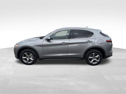 Stromboli Gray Metallic 2021 Alfa Romeo Stelvio Base