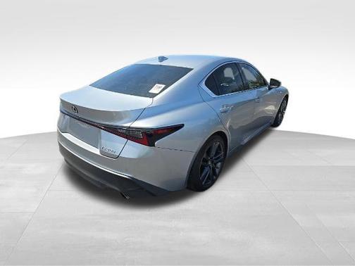 Iridium 2021 Lexus IS 300 Base