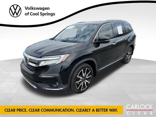 Crystal Black Pearl 2022 Honda Pilot Touring 8-Passenger