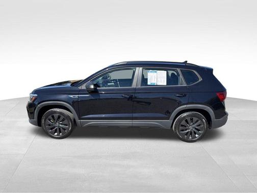 Deep Black Pearl 2023 Volkswagen Taos 1.5T S