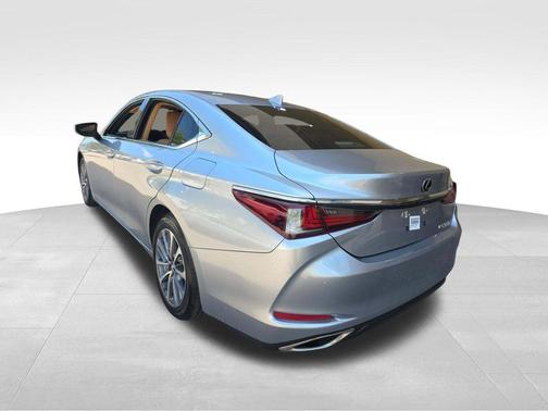Iridium 2023 Lexus ES 350 Base
