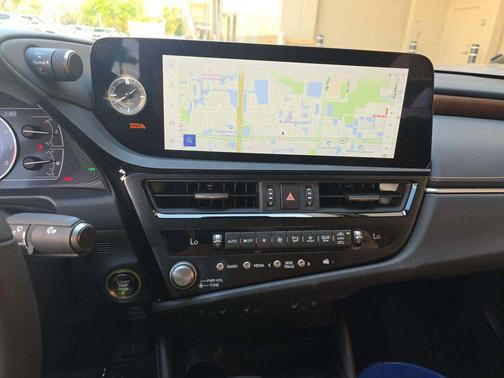 Iridium 2023 Lexus ES 350 Base