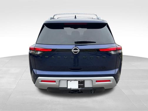 2024 Nissan Pathfinder Platinum 4WD
