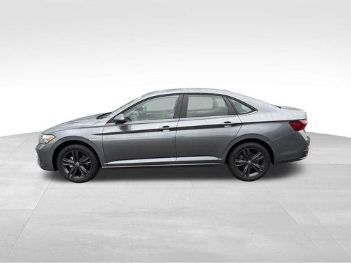 Platinum Gray Metallic 2024 Volkswagen Jetta 1.5T SE