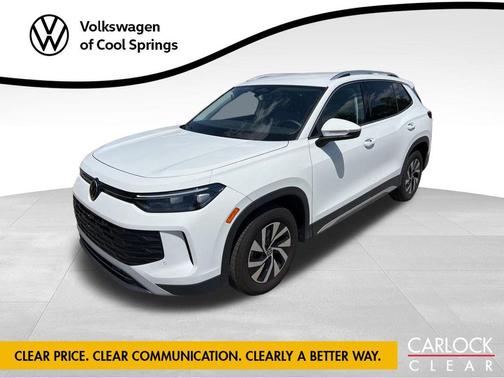 Pure White 2025 Volkswagen Tiguan 2.0T S