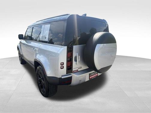 Indus Silver Metallic 2020 Land Rover Defender SE