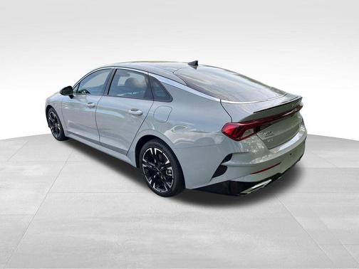 Wolf Gray 2023 Kia K5 GT-Line