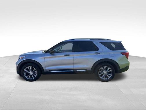 Iconic Silver Metallic 2021 Ford Explorer Limited
