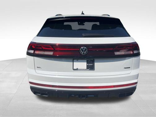 2026 Volkswagen Atlas Cross Sport 2.0T SEL