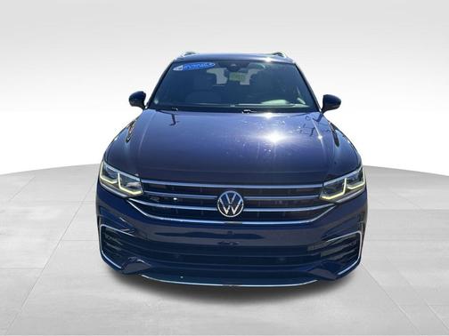Atlantic Blue Metallic 2022 Volkswagen Tiguan 2.0T SEL R-Line 4MOTION