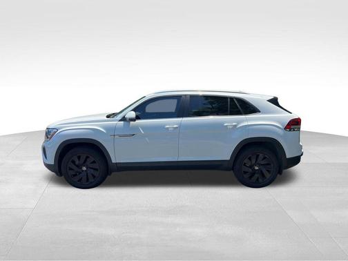 Pure White 2024 Volkswagen Atlas Cross Sport 2.0T SE w/Technology