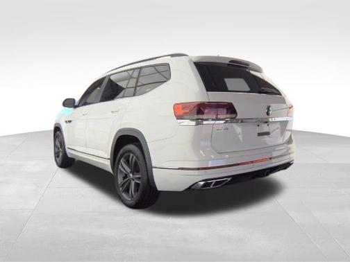 Pure White 2021 Volkswagen Atlas 3.6L SE w/Technology