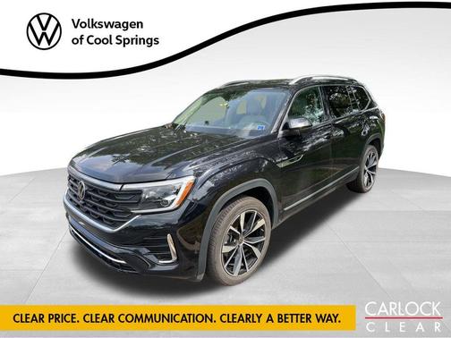Deep Black Pearl 2024 Volkswagen Atlas 2.0T SEL Premium R-Line 4MOTION