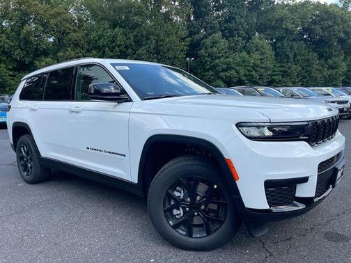 2025 Jeep Grand Cherokee L Laredo
