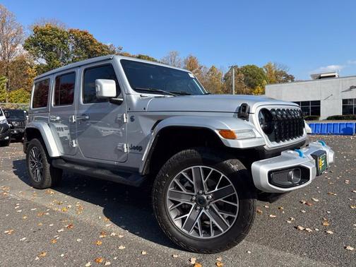Silver Zynith Clearcoat 2024 Jeep Wrangler High Altitude 4xe