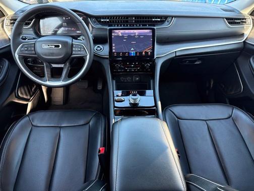 Midnight Sky 2023 Jeep Grand Cherokee L Limited