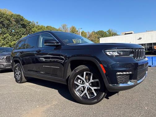 Midnight Sky 2023 Jeep Grand Cherokee L Limited