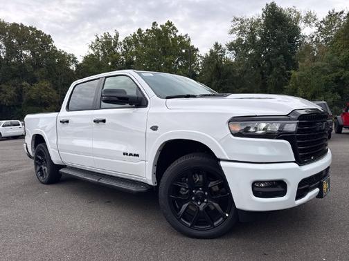 Bright White Clearcoat 2027 RAM 1500 Laramie