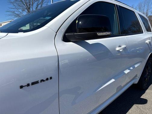 White Knuckle Clearcoat 2026 Dodge Durango GT Plus HEMI V8