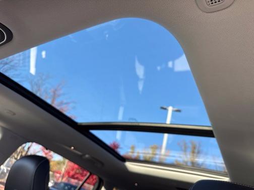 Bright White Clearcoat 2023 Jeep Grand Cherokee L Limited