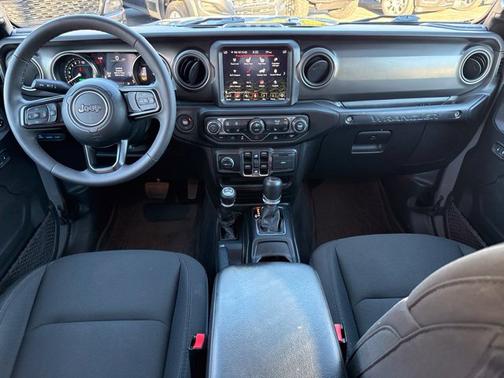 Sting-Gray Clearcoat 2023 Jeep Wrangler Willys