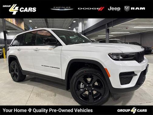 2025 Jeep Grand Cherokee Laredo