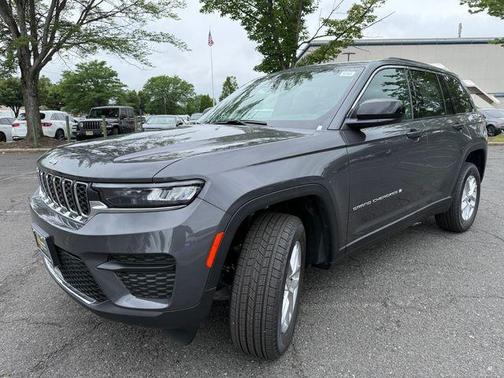 2025 Jeep Grand Cherokee Laredo X