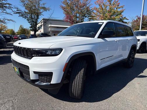 Bright White Clearcoat 2025 Jeep Grand Cherokee L Altitude X