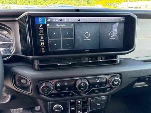Hydro Blue Pearlcoat 2024 Jeep Wrangler Sport S