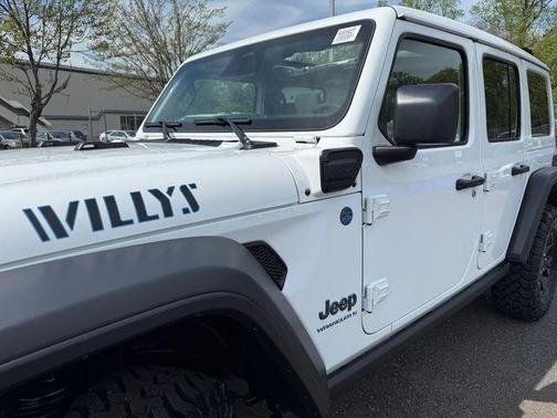 2025 Jeep Wrangler 4xe Sport