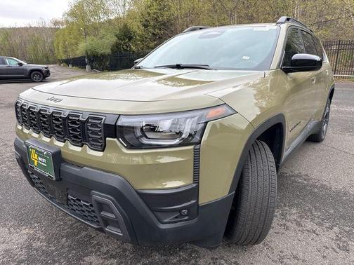 41 2026 Jeep Cherokee LAREDO/LIMITED