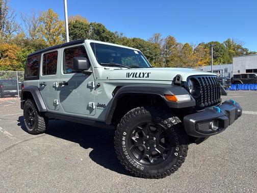 Earl Clearcoat 2023 Jeep Wrangler Willys