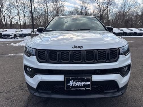 Bright White Clearcoat 2026 Jeep Compass Limited