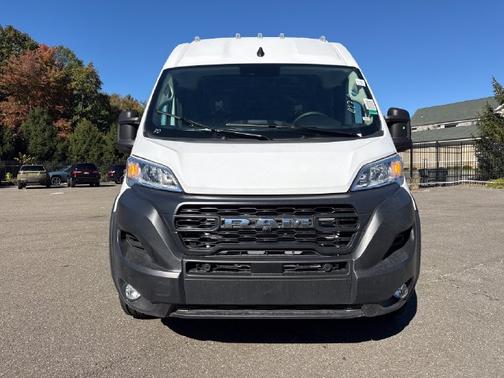 Bright White Clearcoat 2026 RAM ProMaster 2500 High Roof