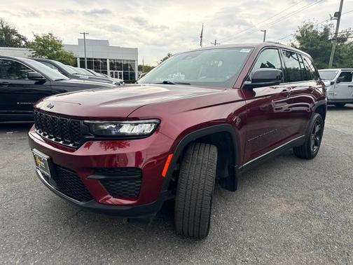 Velvet Red Pearlcoat 2025 Jeep Grand Cherokee Altitude X