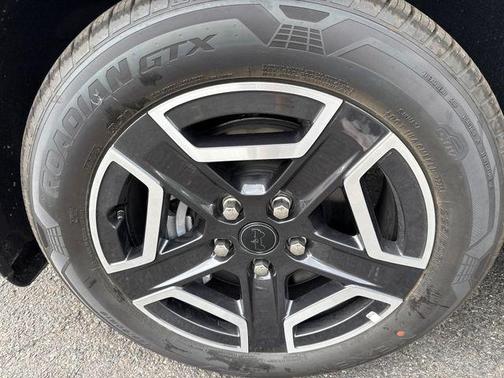 Sting Gray Clearcoat 2026 Jeep Cherokee LAREDO/LIMITED