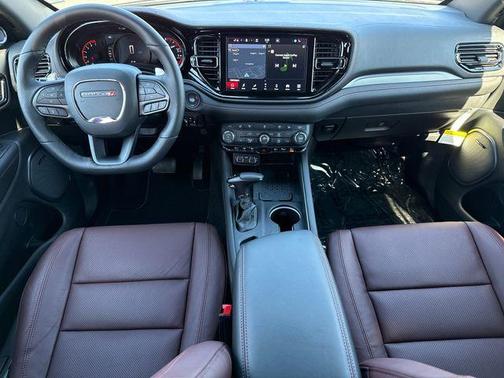 DB Black Crystal Clearcoat 2026 Dodge Durango GT