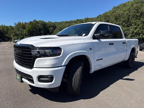 Bright White Clearcoat 2026 RAM 1500 Laramie