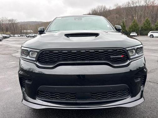 DB Black Crystal Clearcoat 2026 Dodge Durango GT
