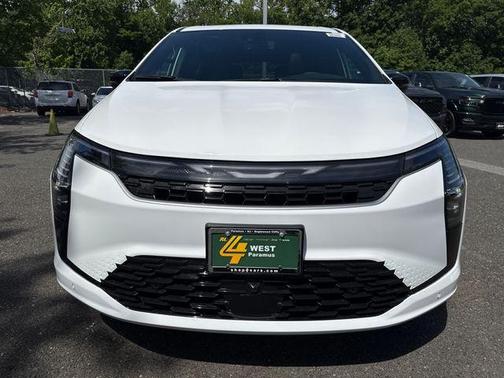 PW7 2027 Chrysler Pacifica SELECT