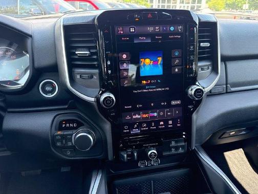 Diamond Black Crystal Pearlcoat 2026 RAM 1500 Big Horn