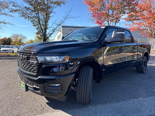 Diamond Black Crystal Pearlcoat 2026 RAM 1500 Big Horn