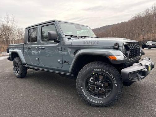 2026 Jeep Gladiator Sport