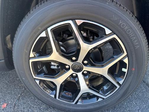 Bright White Clearcoat 2026 Jeep Compass Limited
