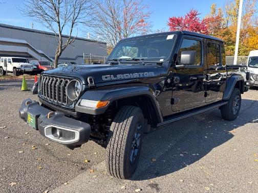 Black Clearcoat 2026 Jeep Gladiator 85th Anniversary Edition